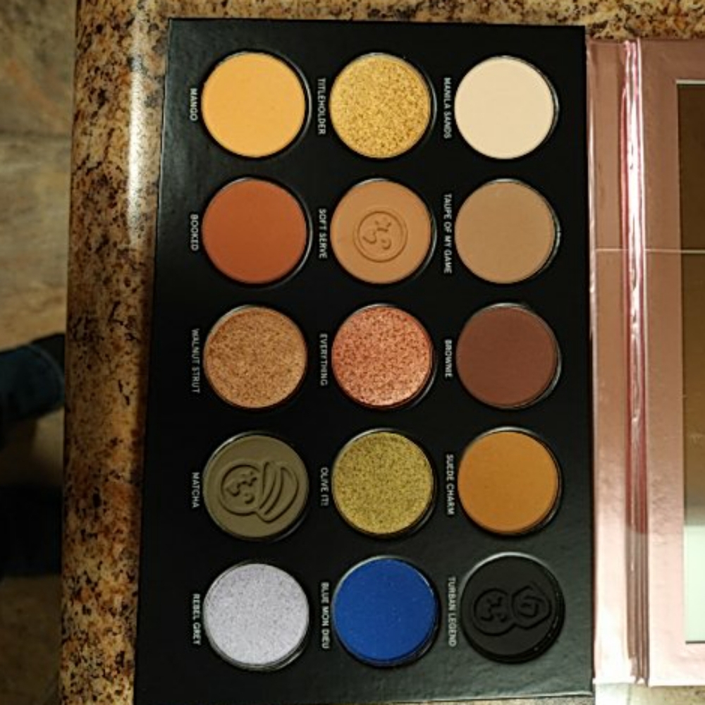 Patrick Starrr O/S one size pallet - Picture 2 of 2